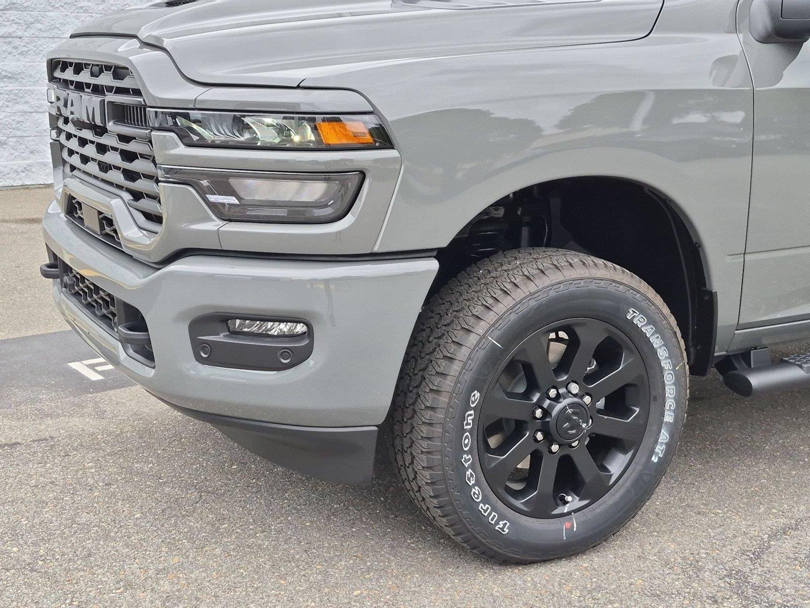New 2026 Ceramic Gray Clear-Coat Exterior Paint RAM Black Express image 9