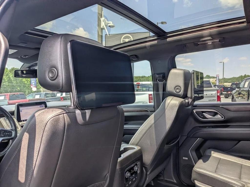 Used 2021 Shadow Gray Metallic Chevrolet Z71 image 27