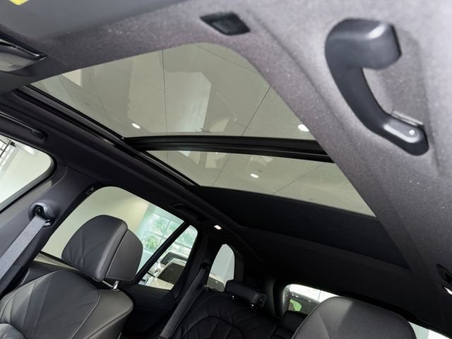 New 2026 Dravit Grey Metallic BMW xDrive50e image 23
