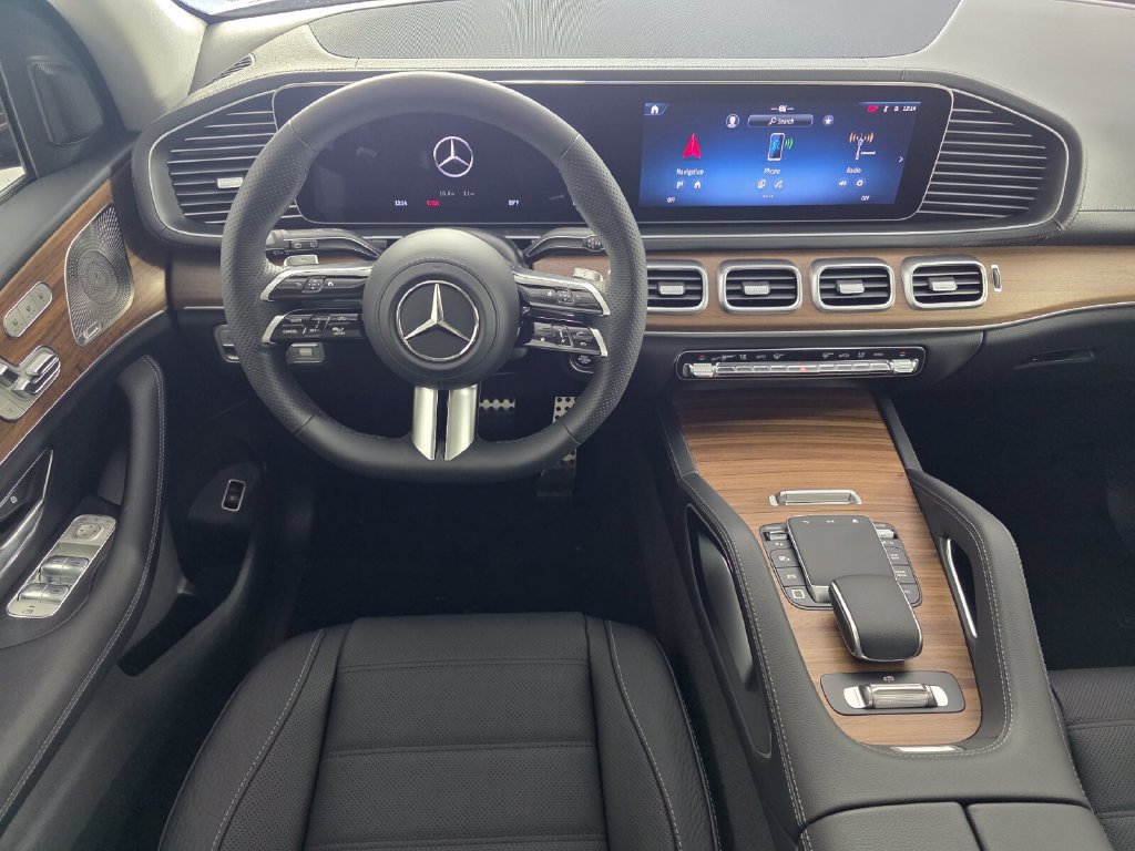 New 2026 Black Mercedes-Benz GLS 450 image 28