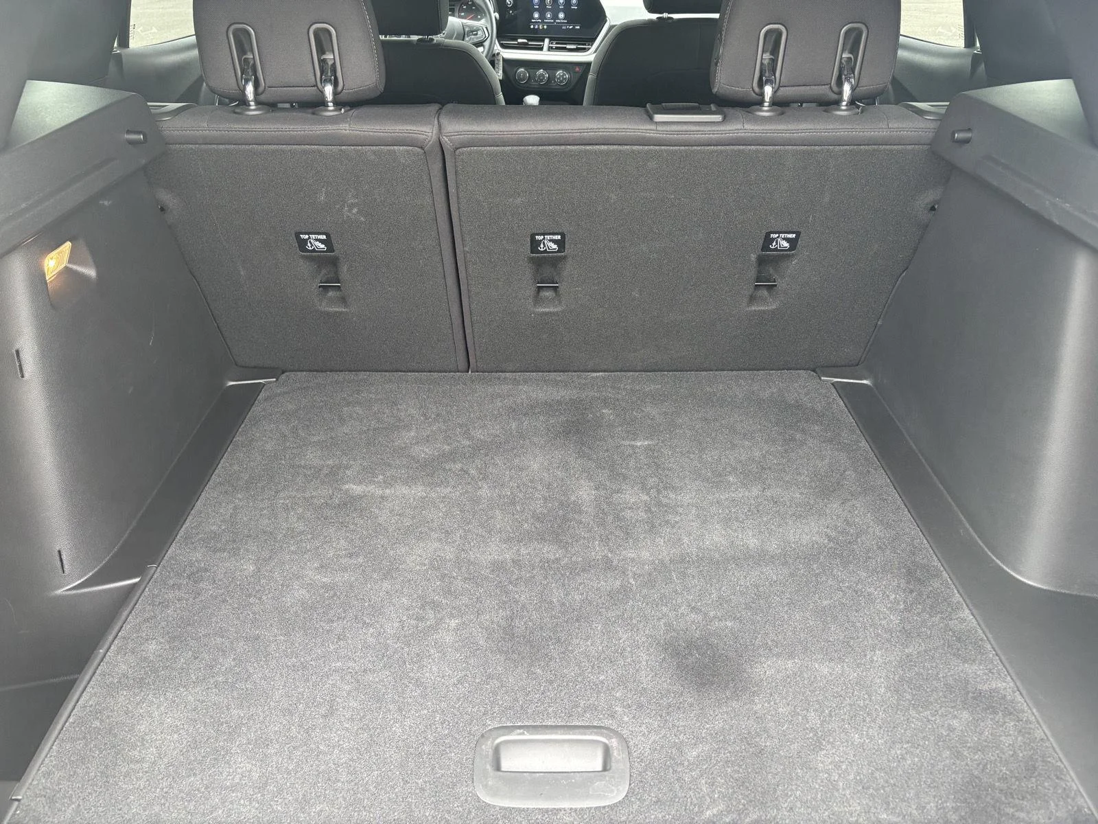 Used 2025 Sterling Gray Metallic Chevrolet 1RS image 28