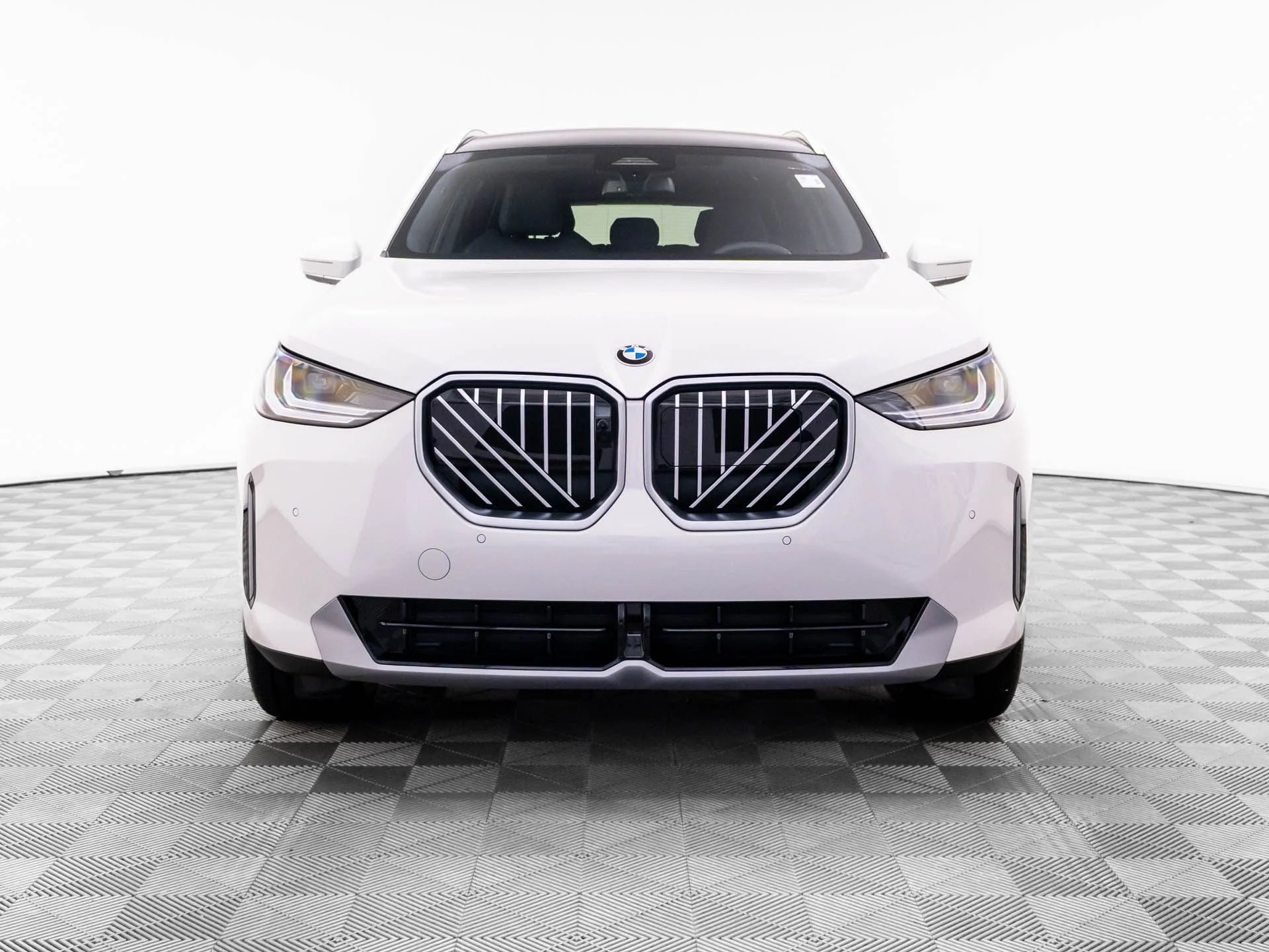 New 2026 White BMW 30 xDrive image 8