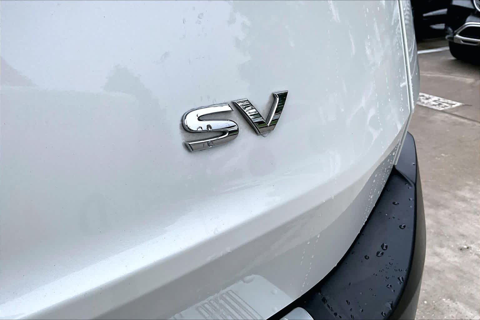 Used 2023 PEARL WHITE TRI Nissan SV image 10