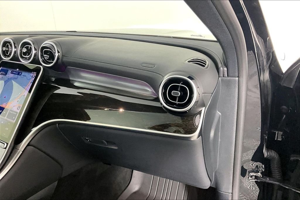 2025 Mercedes-Benz GLC Base - Photo 14
