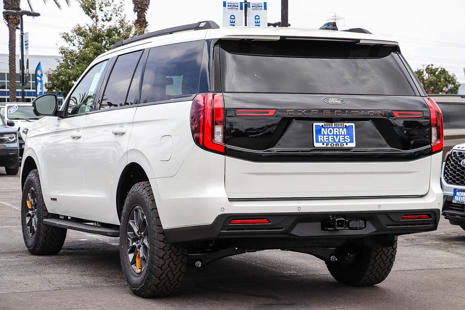 New 2026 Star White Metallic Tri-Coat Ford Tremor® image 8