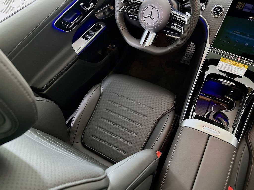 New 2026 Black Mercedes-Benz GLC 300 image 23