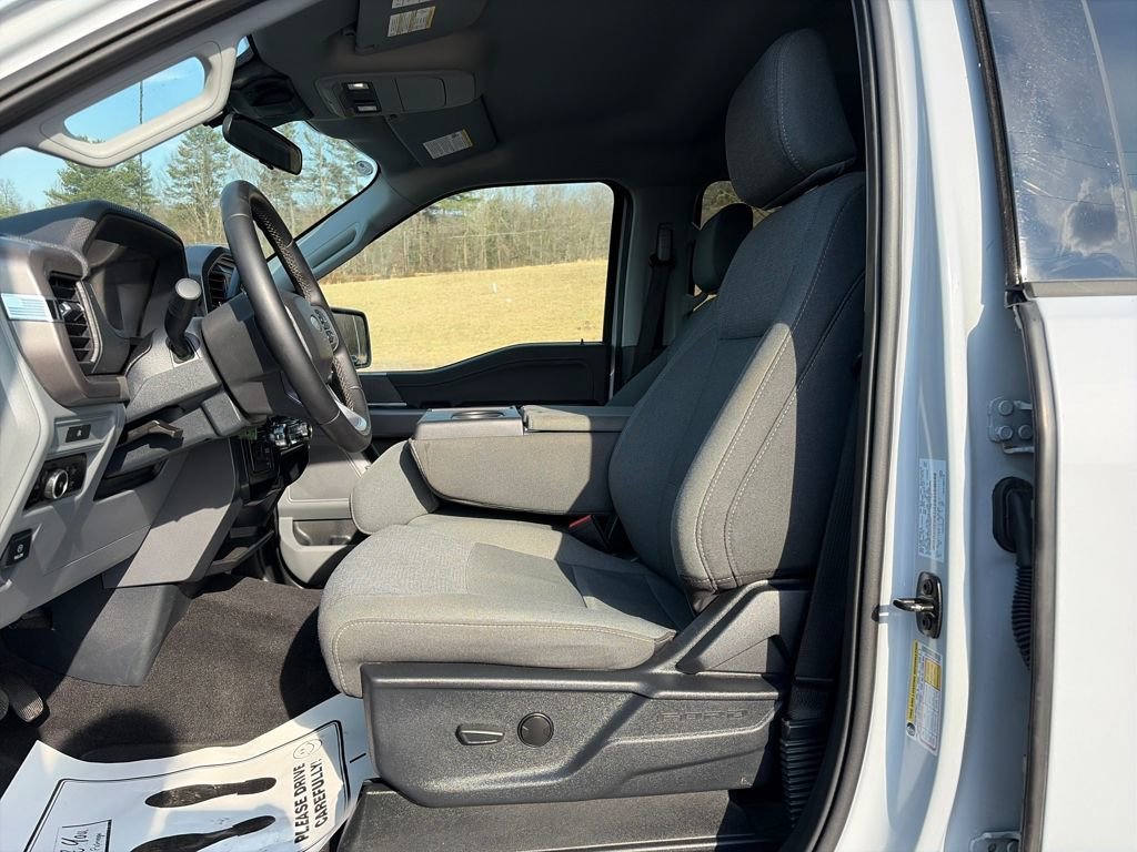2025 Ford F-150 XLT - Photo 24