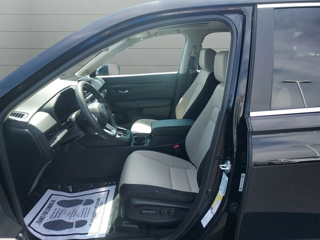 Used 2025  Honda EX image 9