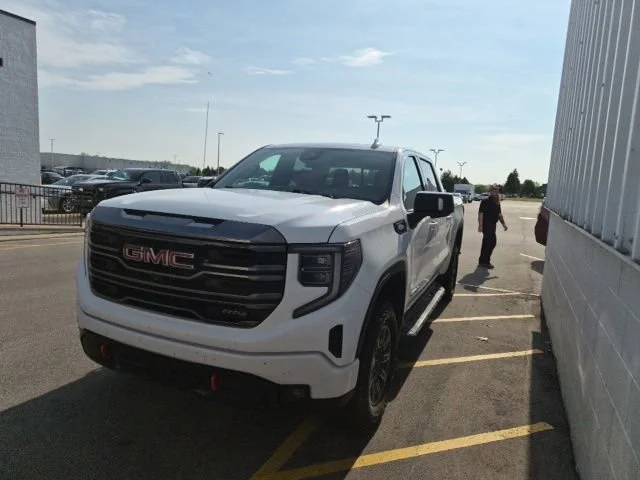 2024 GMC Sierra 4WD Crew Cab Short Box AT4's photo