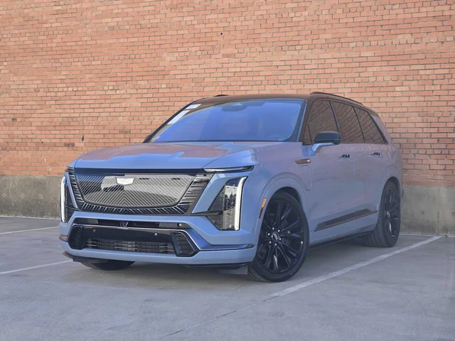 2027 Cadillac VISTIQ Platinum
