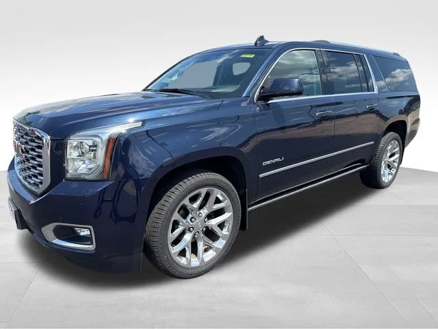 Used 2020 DARK SAPPHIRE BLUE METALLIC GMC Denali image 1