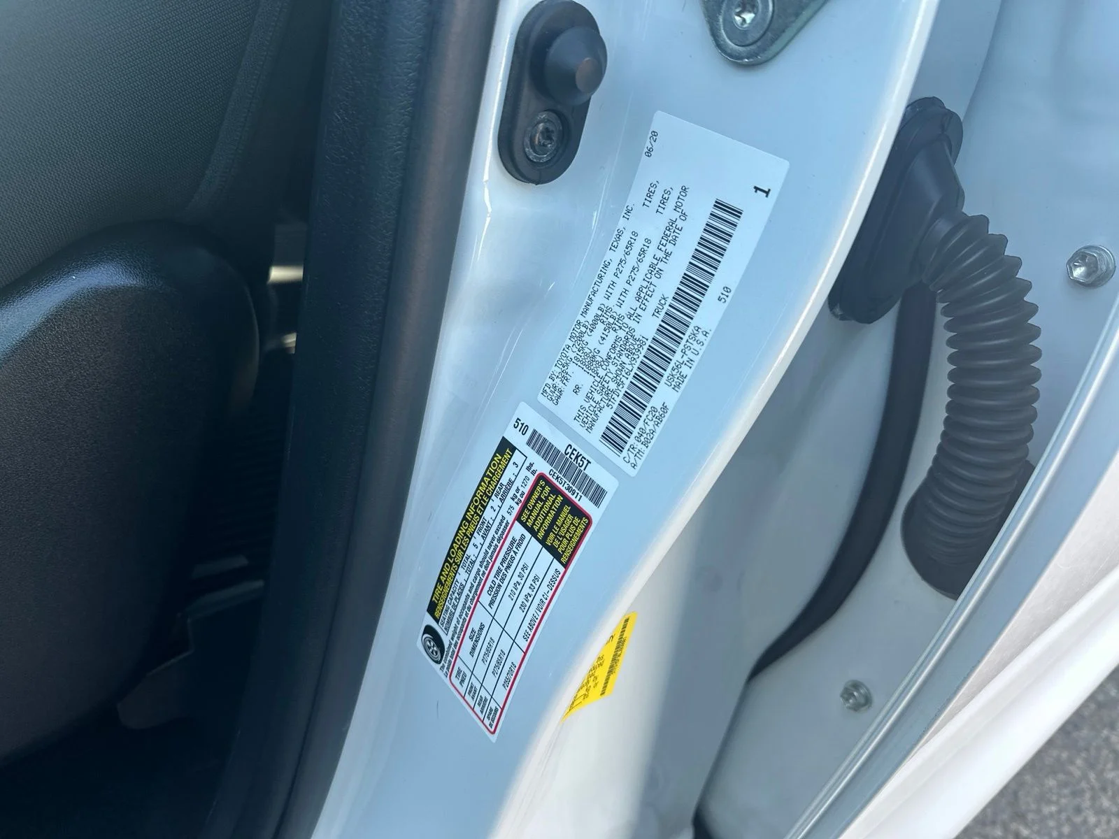 Used 2020 White Toyota SR5 image 19