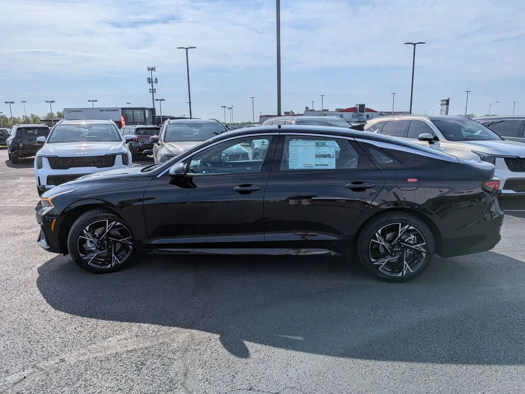 New 2026 Black Kia GT-Line image 4