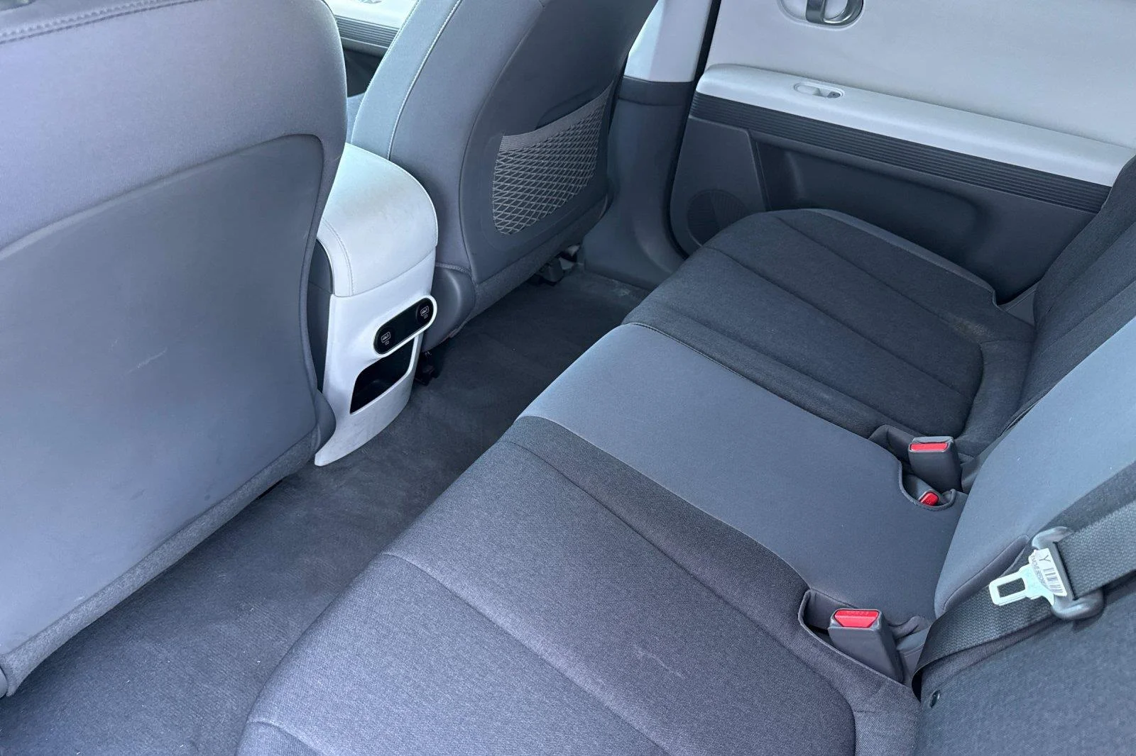 Used 2024 Abyss Black Hyundai SEL image 12