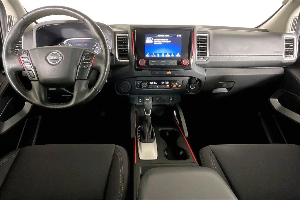 Used 2022 Blue Nissan SV image 15