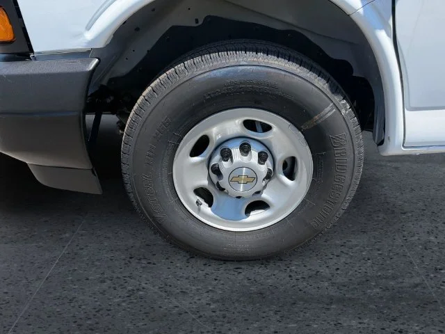 2026 Chevrolet Express Cargo Work Van - Photo 9