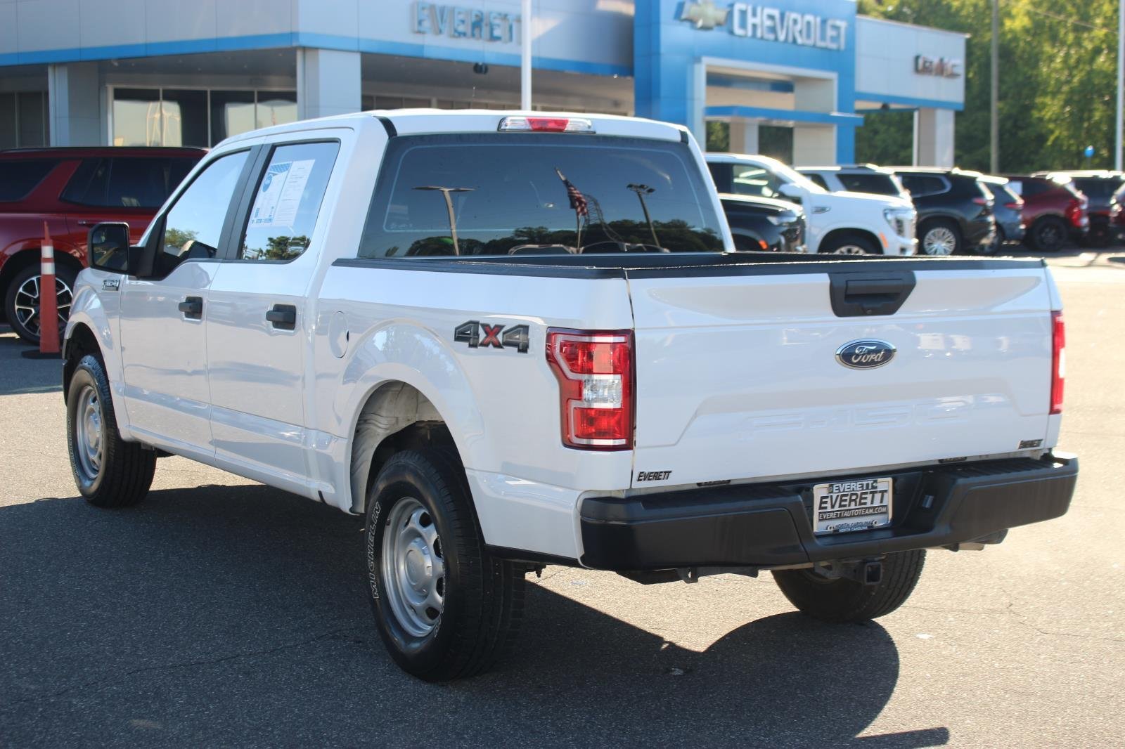 Used 2020 White Ford XL image 5