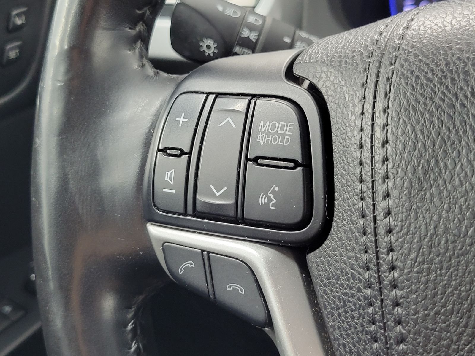 Used 2018 White Toyota Limited Platinum image 15
