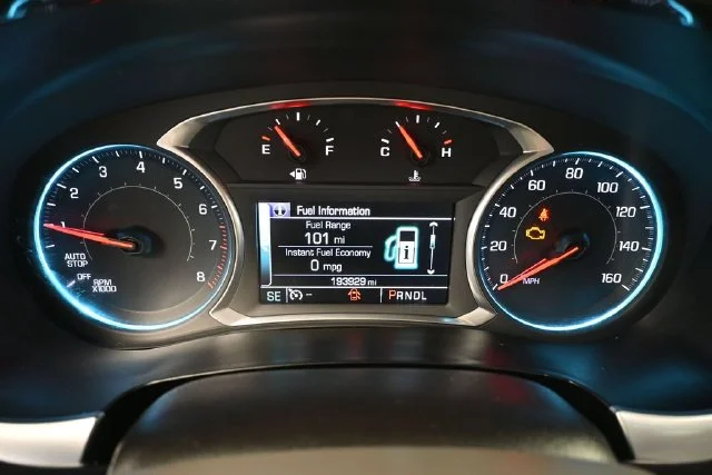 Used 2018 Gray Chevrolet 3LT image 23
