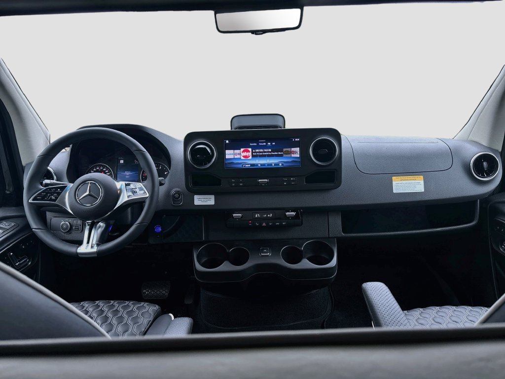 New 2026  Mercedes-Benz Midwest Business Class J Club image 49