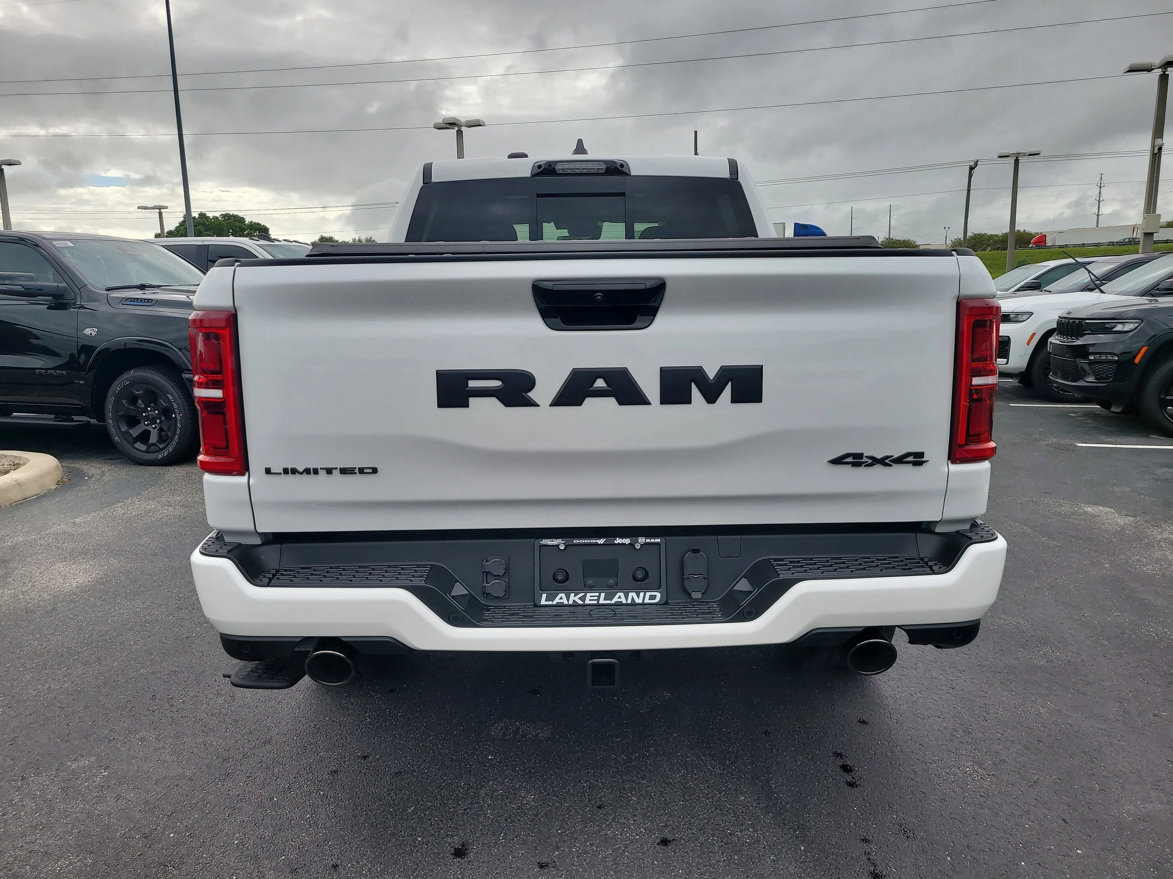 New 2026 Ivory White Tri-Coat Pearlcoat Ram Limited image 7
