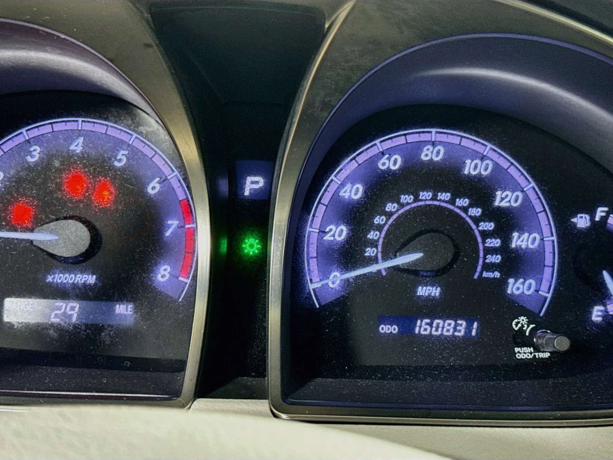 Used 2011 Cypress Pearl Toyota Limited image 12