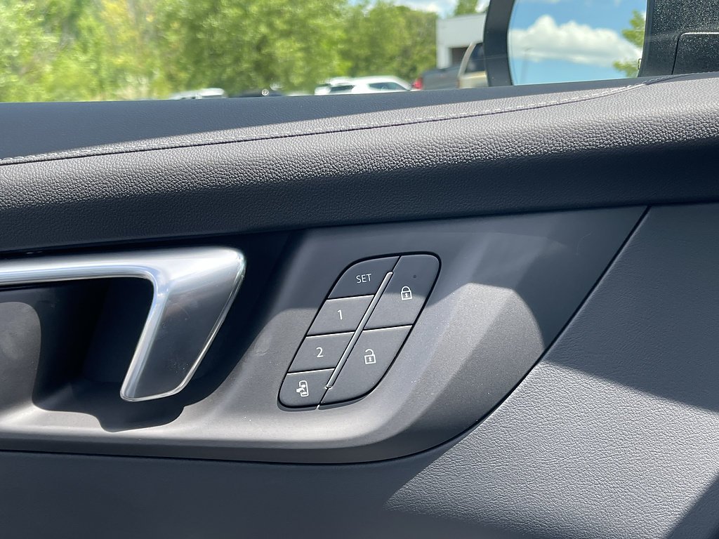 2026 Buick Enclave Preferred - Photo 32