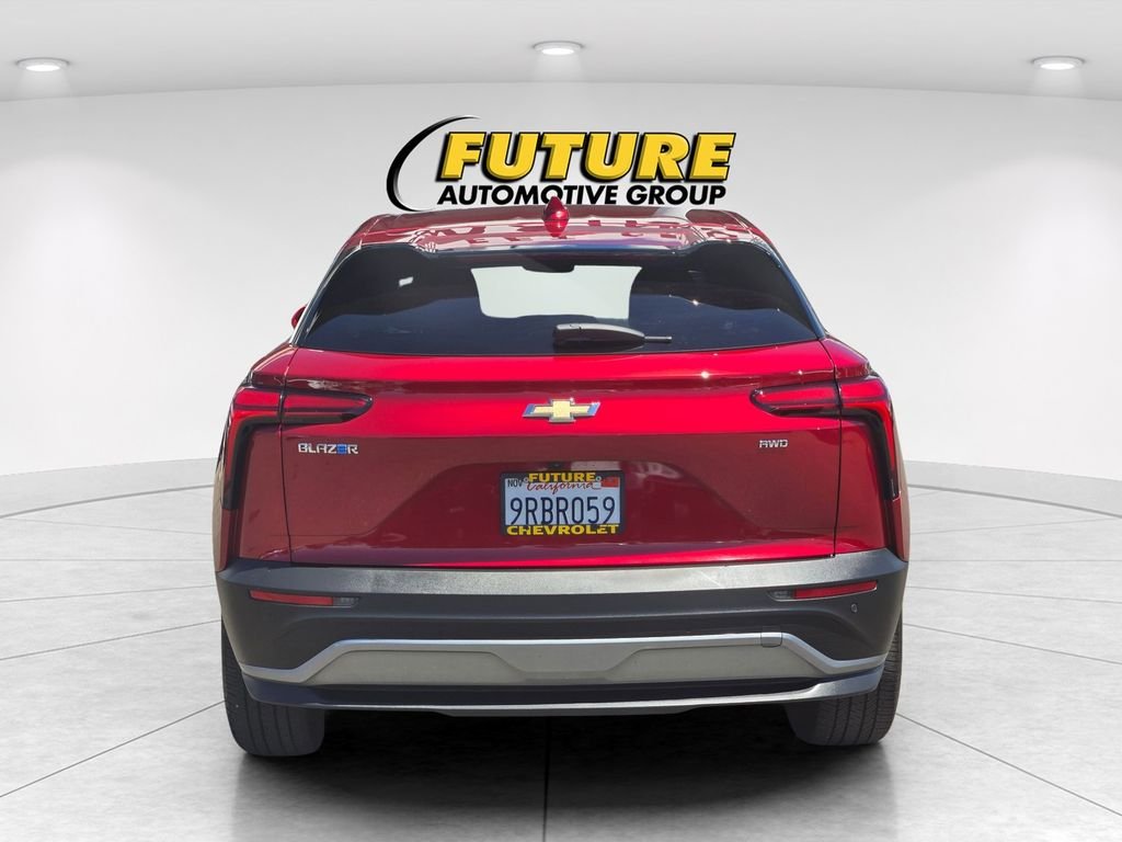 Used 2025 Red Chevrolet LT image 5