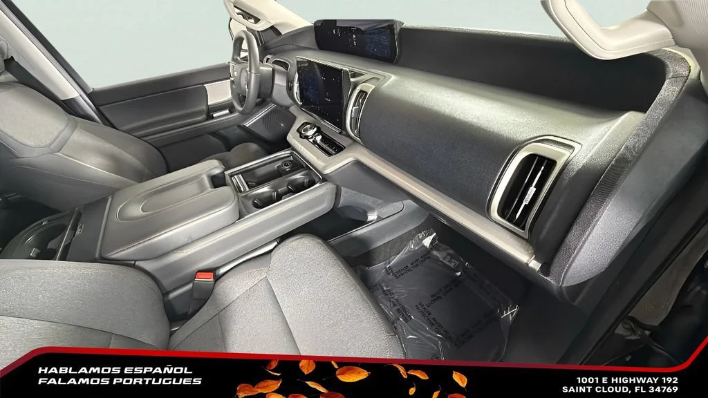 Used 2025  Ford Active image 37