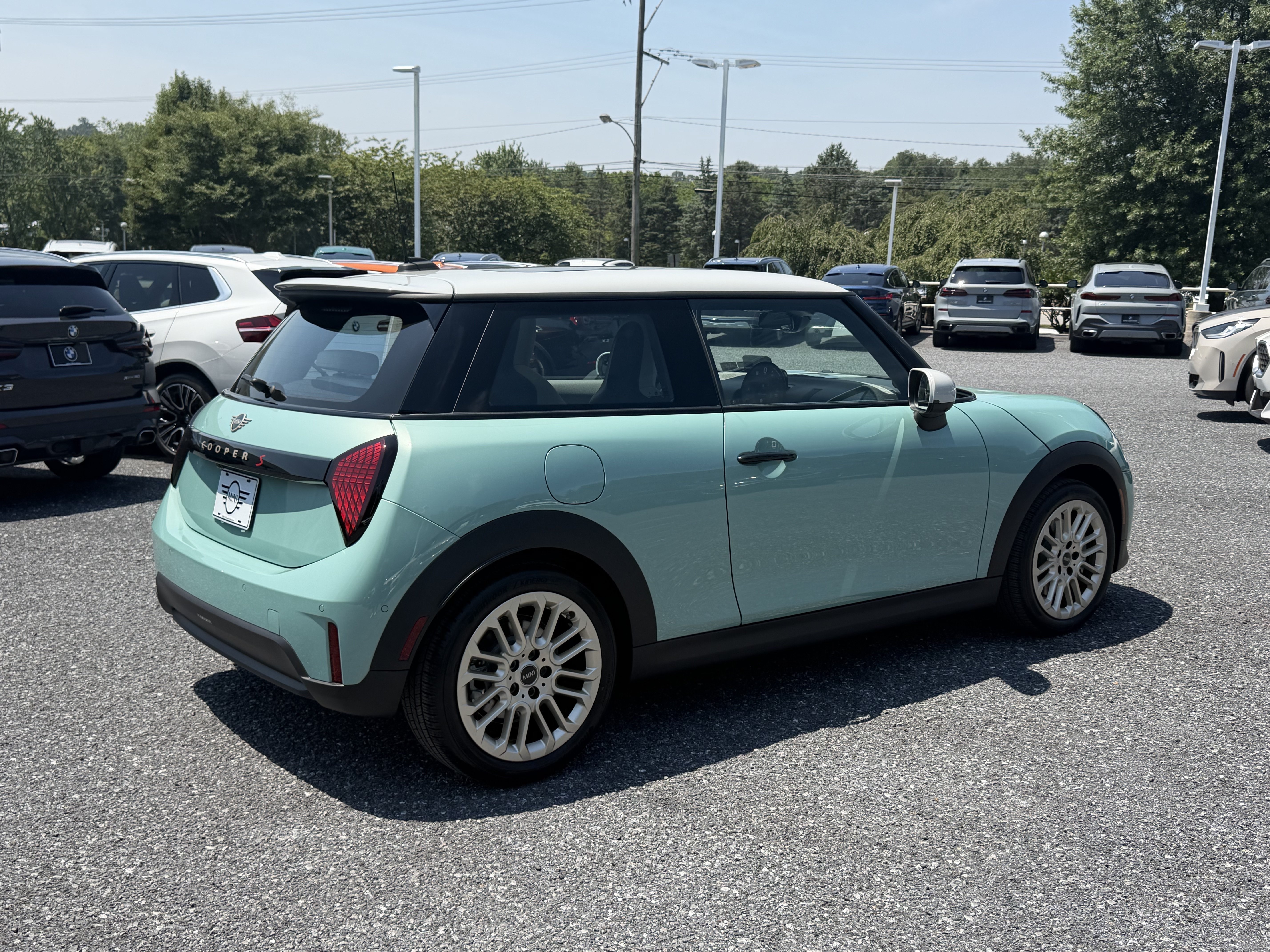 Used 2026 OCEAN WAVE GREEN MINI Base image 4