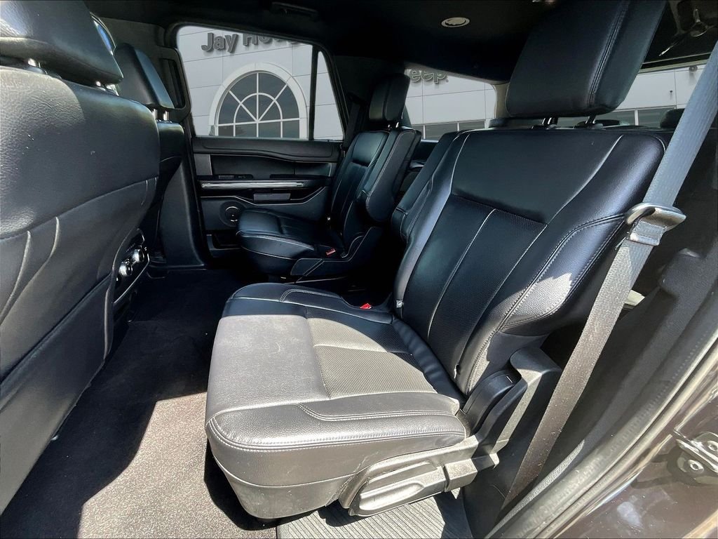 Used 2021 Black Ford XLT image 23