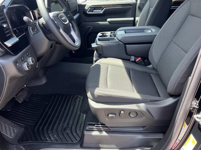 New 2026 Onyx Black GMC Elevation image 18