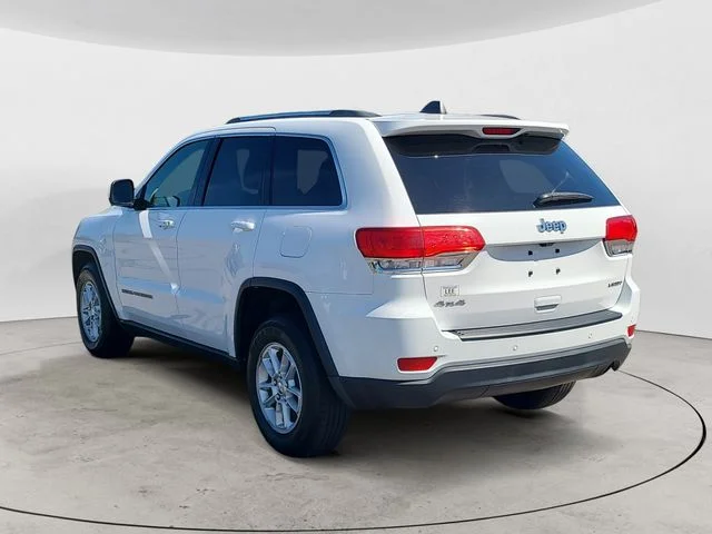 Used 2018 Bright White Jeep Laredo E image 3