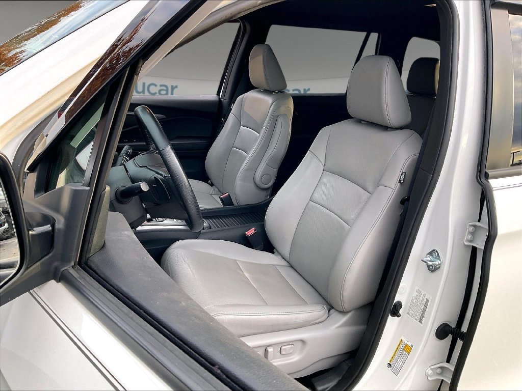 Used 2023 Platinum White Honda EX-L image 9