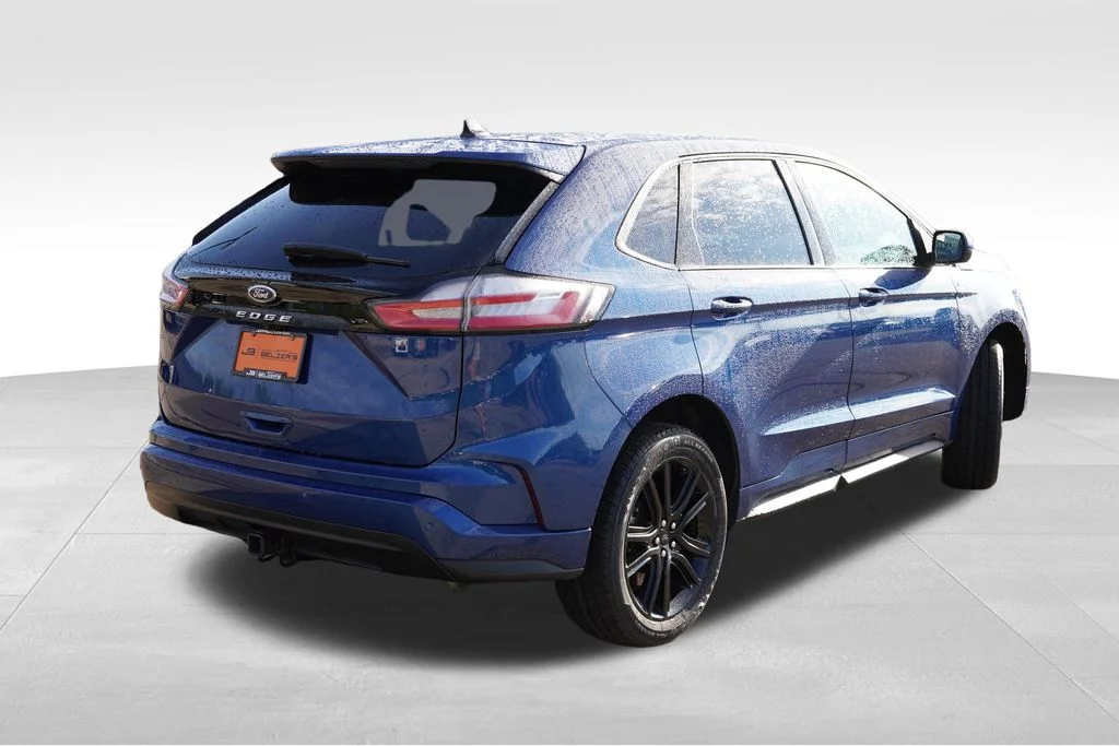 Used 2023 Atlas Blue Metallic Ford ST Line image 5
