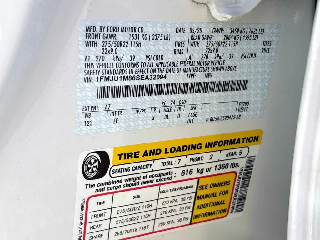 Used 2025 White Metallic Ford Platinum image 31