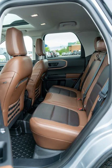 Used 2021 Silver Ford Badlands image 11