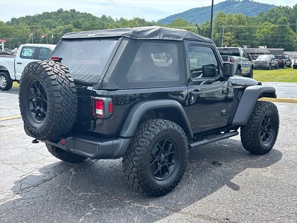Used 2025 Black Jeep Willys image 8