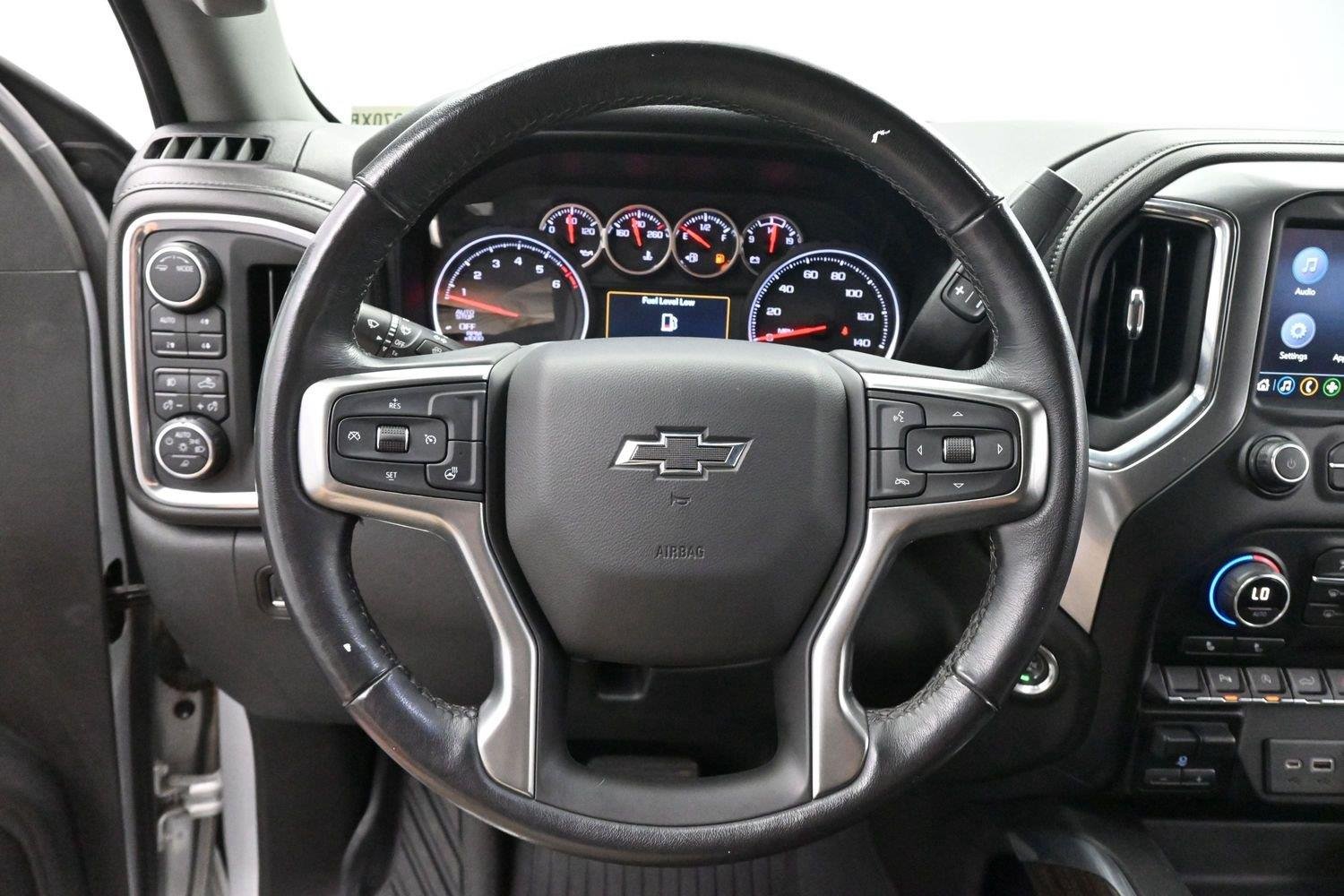 Used 2020 SILVER ICE METALLIC Chevrolet RST image 15