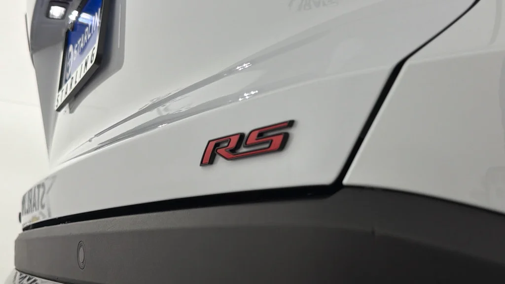 Used 2026 Polar White Tricoat Chevrolet RS image 39