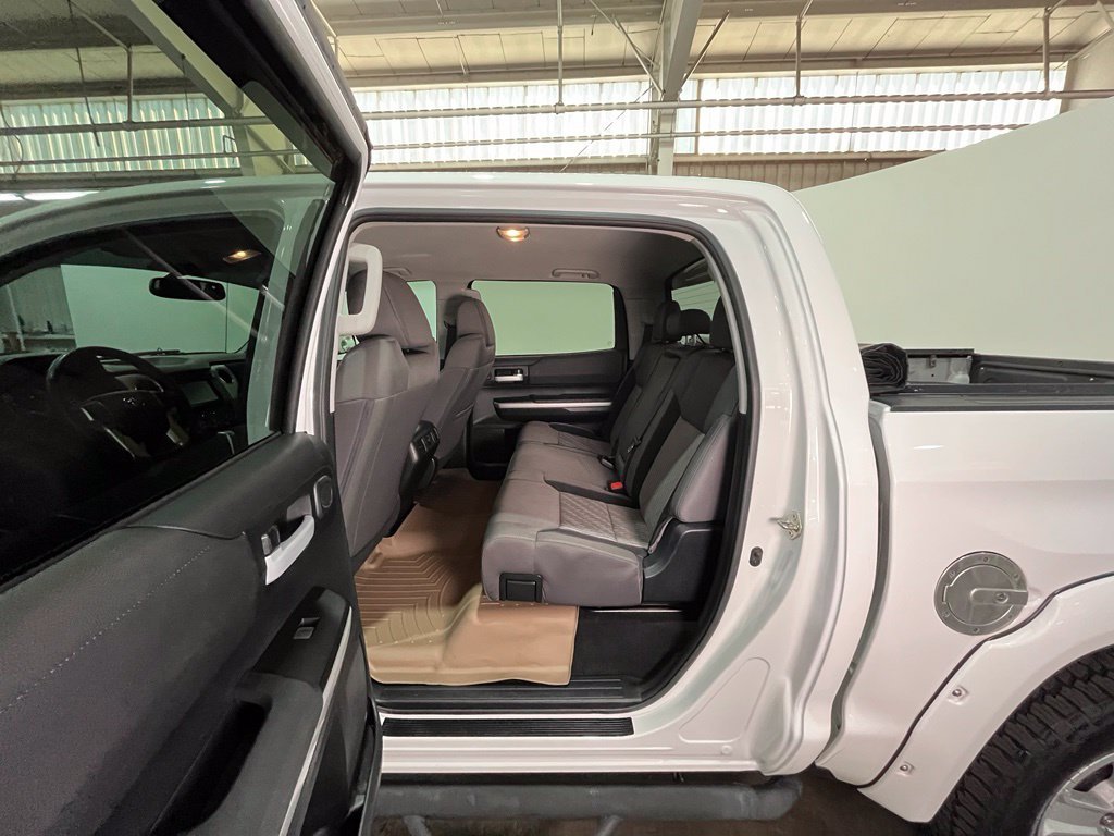 Used 2017 Super White Toyota SR5 image 16