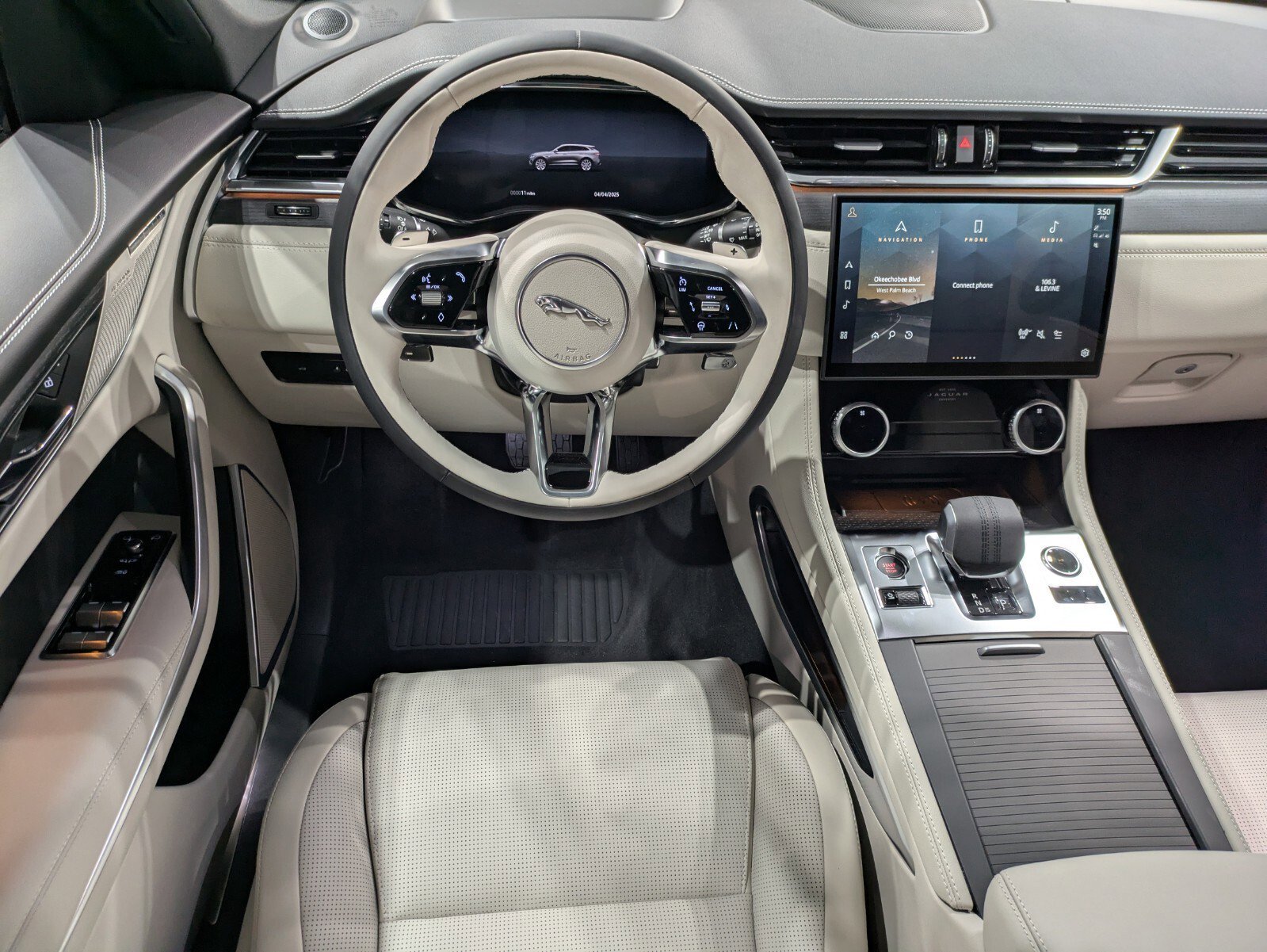 2026 Jaguar F-Pace R-Dynamic S - Photo 10