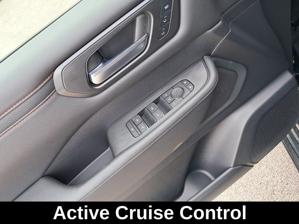 2025 Nissan Armada PRO-4X - Photo 12