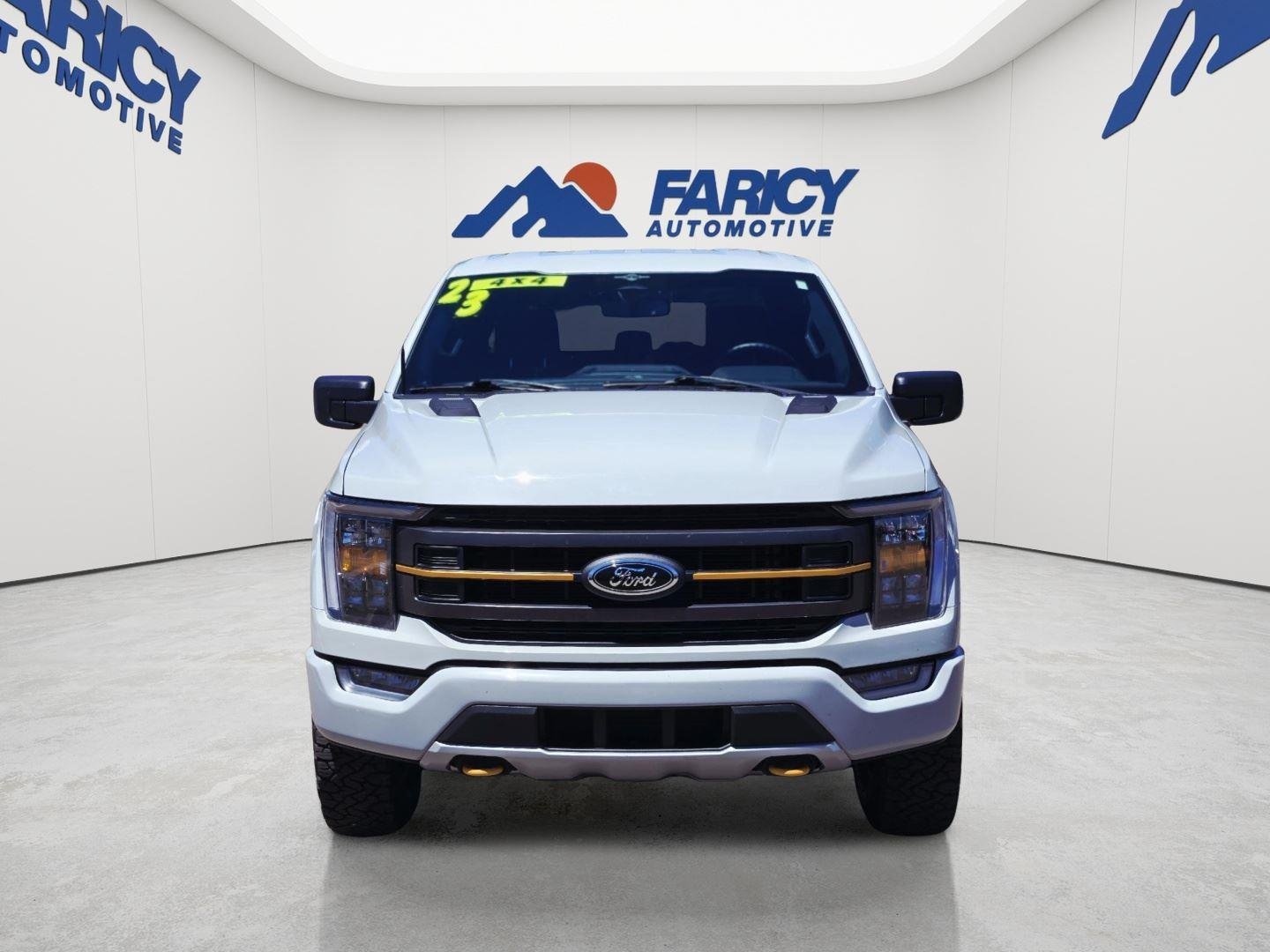 Used 2023 Avalanche Gray Ford Tremor image 2