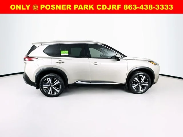 Used 2021 Gold Nissan SL image 8