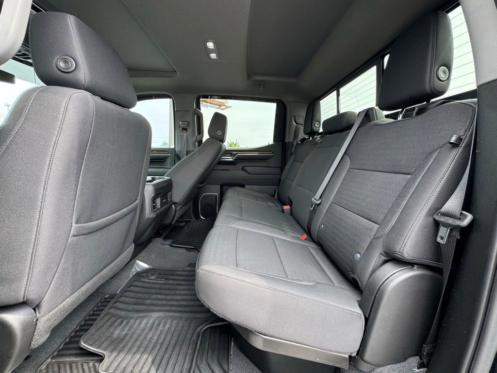 Used 2023 Black Chevrolet RST image 28