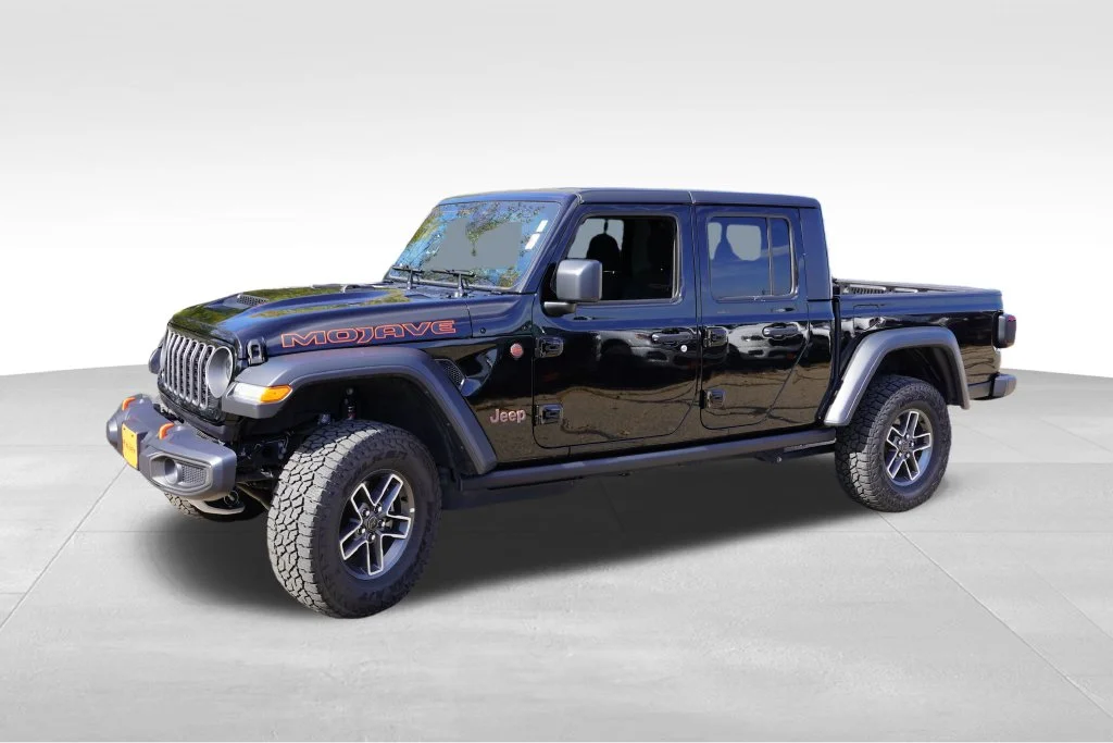 Certified Used 2026 Black Clearcoat Jeep Mojave image 10