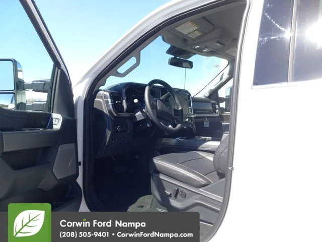 New 2026 Oxford White Ford Lariat image 9