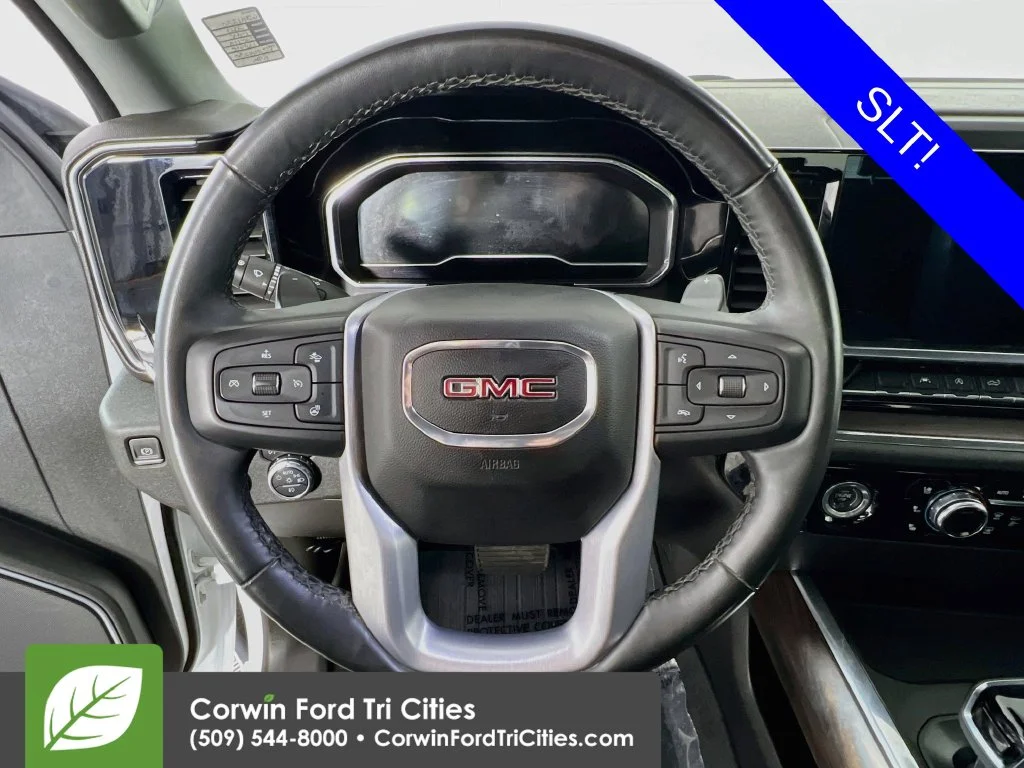 Used 2023 Summit White GMC SLT image 7