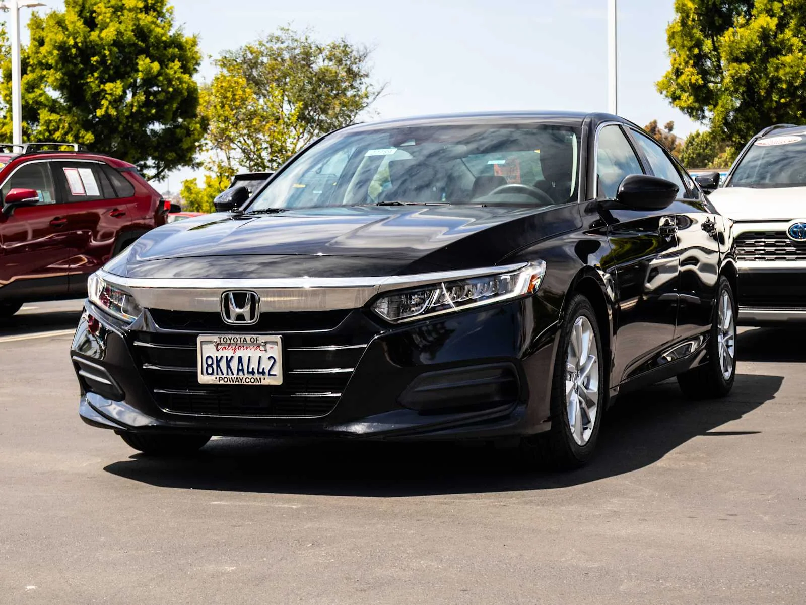 Used 2019 Crystal Black Pearl Honda LX 1.5T image 3
